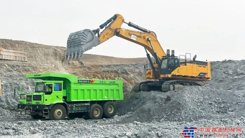 手扶式压路机价格解析：揭秘影响成本的关键因素**
